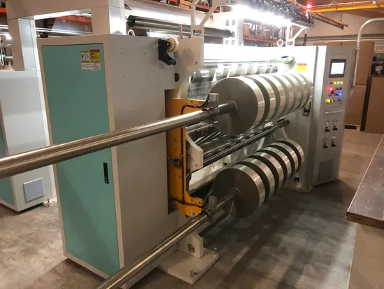 고속 자동 라벨 짠것이 아닌 플레스틱 필름 PE BOPP CPP 애완 동물 PVC 알루미늄 호일 엄청나게 큰 롤 종이컵 종이 절단기